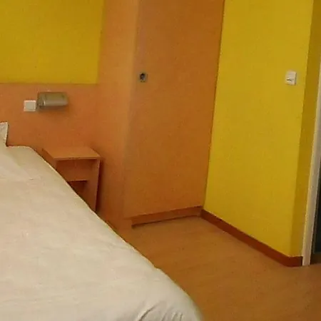 The Originals Access, Saint-flour 2* Сен-Флур